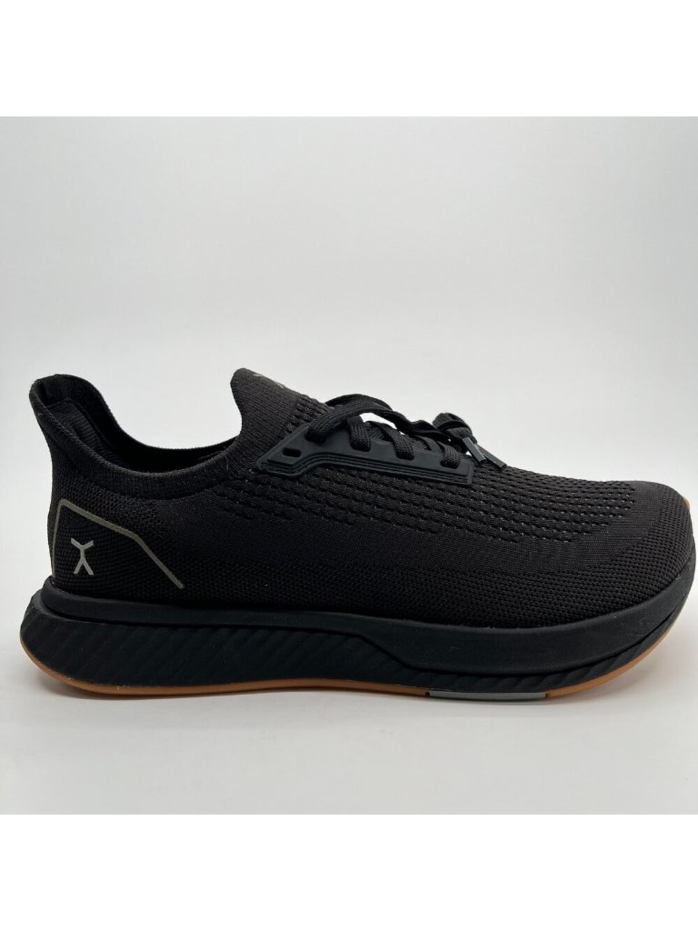 Flux Footwear Adapt Runner Black Womens Size 9 Mens 7.5 Athletic Shoes Sneakers
